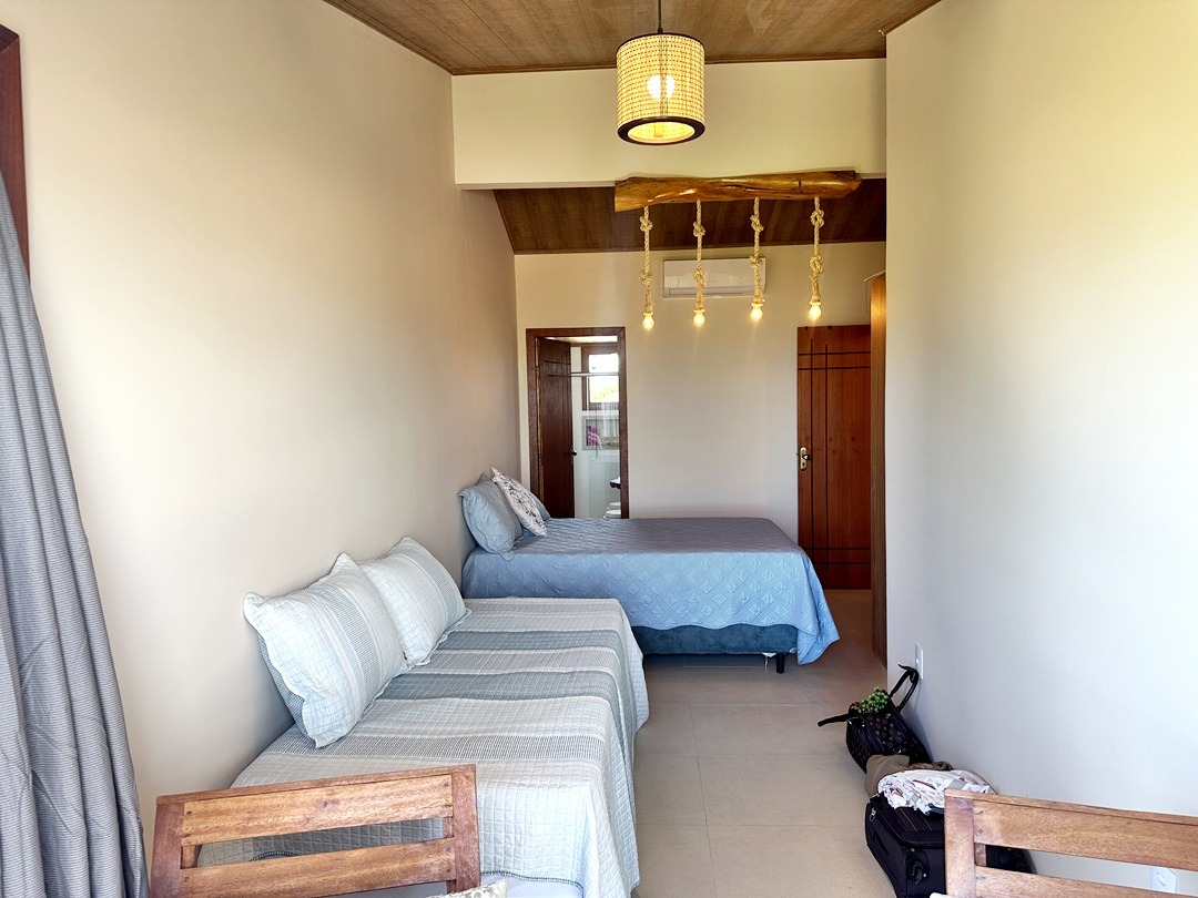 Casa Triplex à venda em Costa Dourada BA com 6 suítes (45)