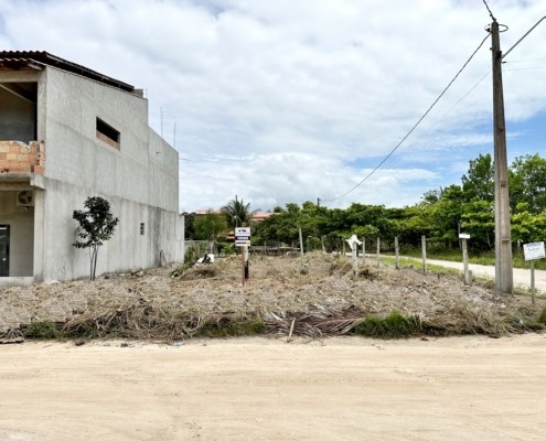 Lote de esquina a venda em Costa Dourada a 400m da barraca do Claudio (2)